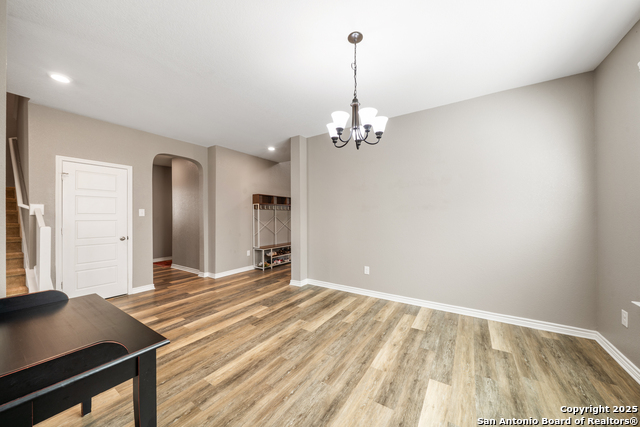 Image 18 of 38 For 11312 Red Oak Turn