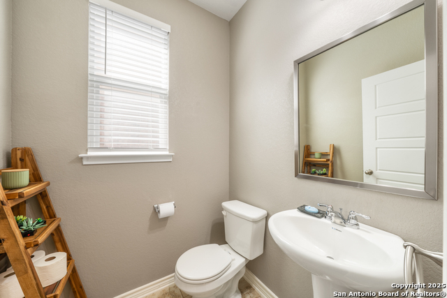 Image 20 of 38 For 11312 Red Oak Turn