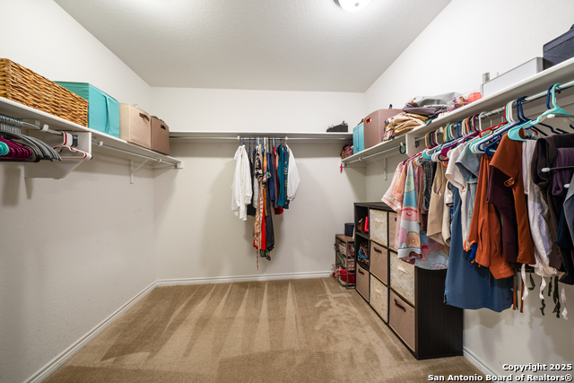 Image 25 of 38 For 11312 Red Oak Turn