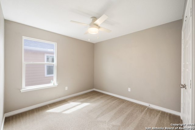 Image 26 of 38 For 11312 Red Oak Turn