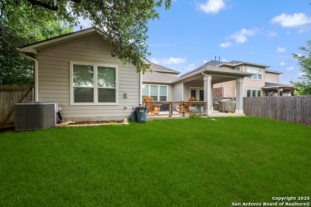 Image 37 of 38 For 11312 Red Oak Turn