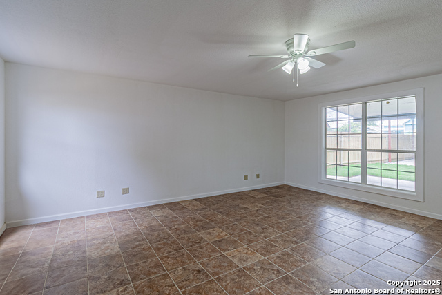 Image 18 of 48 For 210 San Jacinto St N