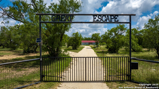 Details for 1231 B & R Road, Vanderpool, TX 78885