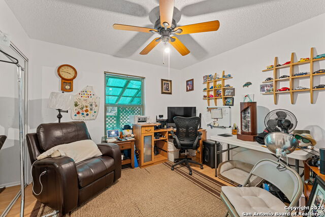 Image 18 of 30 For 33171 Blanco Rd