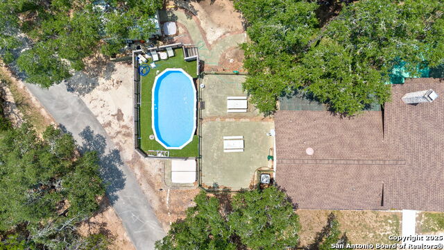 Image 28 of 30 For 33171 Blanco Rd