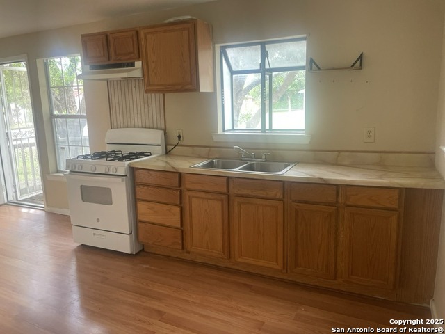 Image 6 of 8 For 605 19th St Sw