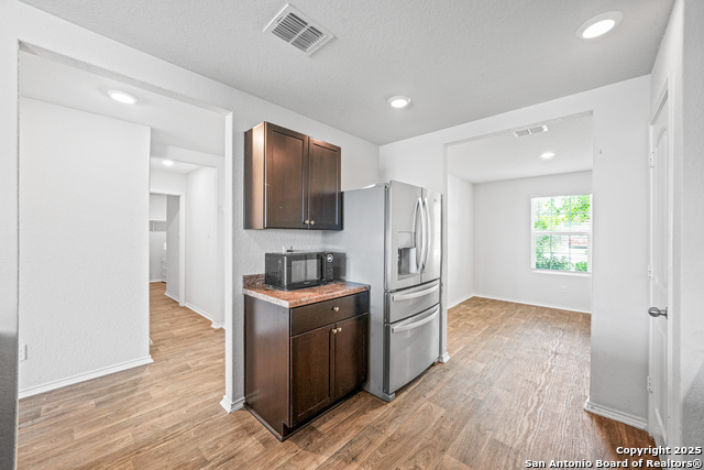 Image 10 of 34 For 11418 Blackmore Leap
