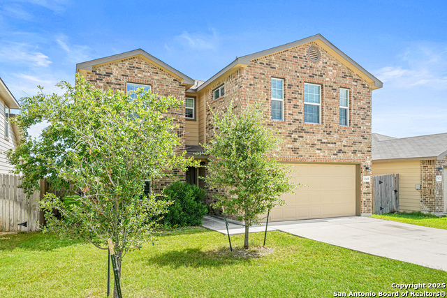Image 4 of 34 For 11418 Blackmore Leap