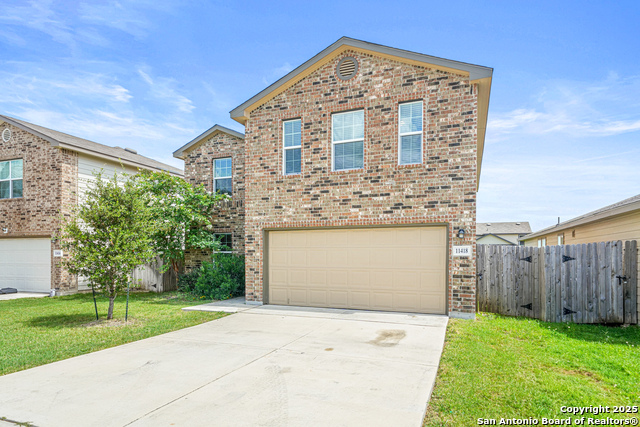 Image 5 of 34 For 11418 Blackmore Leap