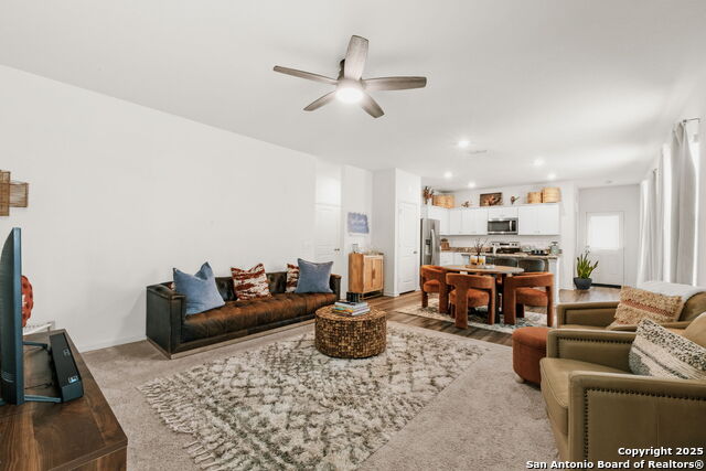 Image 7 of 23 For 12815 Cygnus