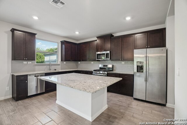 Image 11 of 38 For 2047 Atticus Dr