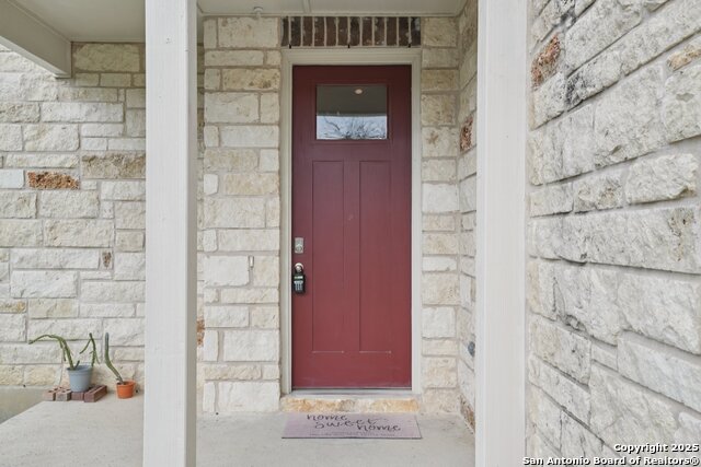 Image 4 of 38 For 2047 Atticus Dr