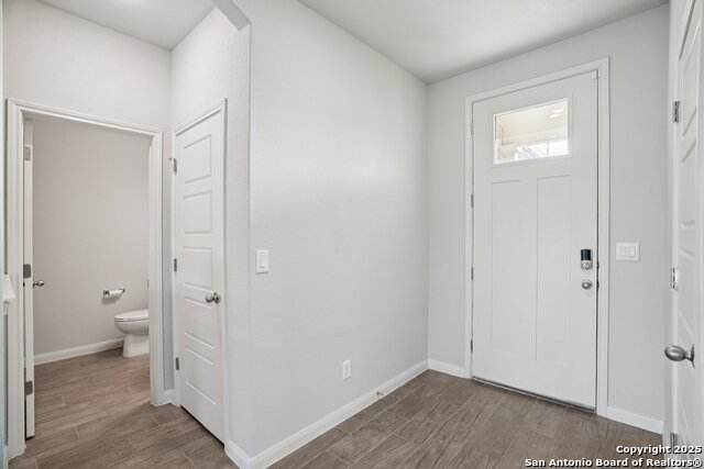 Image 6 of 38 For 2047 Atticus Dr