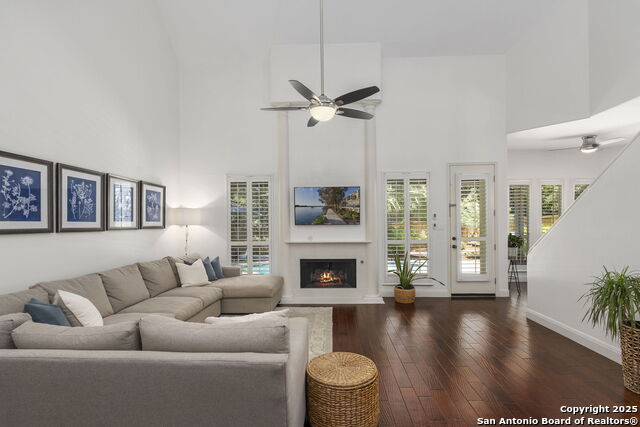 Image 12 of 41 For 17311 Fountain Bluff