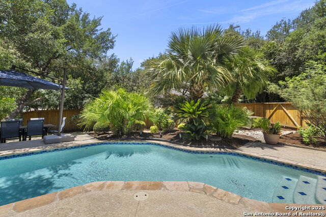 Image 2 of 41 For 17311 Fountain Bluff