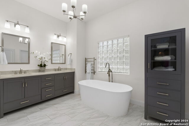 Image 21 of 41 For 17311 Fountain Bluff