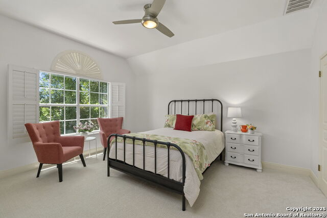 Image 25 of 41 For 17311 Fountain Bluff