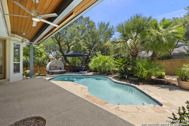 Image 30 of 41 For 17311 Fountain Bluff