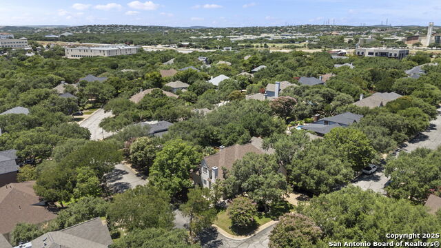 Image 35 of 41 For 17311 Fountain Bluff