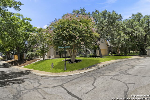 Image 5 of 41 For 17311 Fountain Bluff