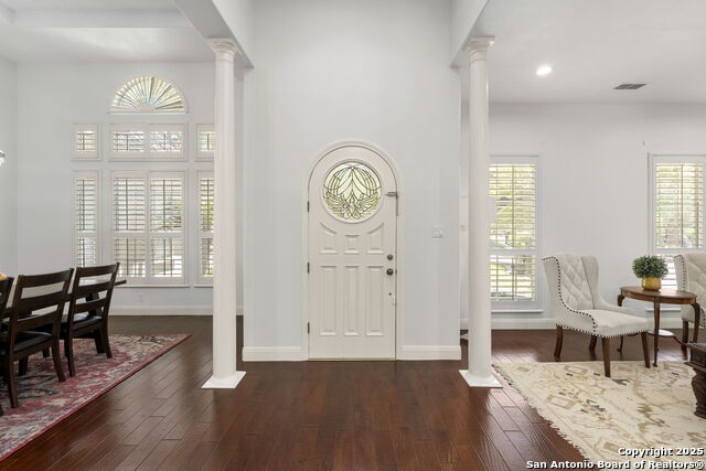 Image 6 of 41 For 17311 Fountain Bluff
