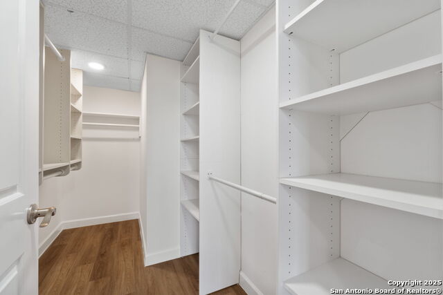 Image 8 of 8 For 1 Towers Park Ln 2004