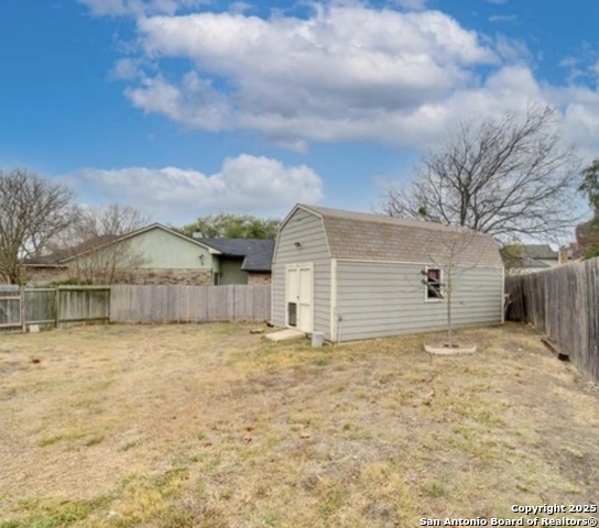 Image 13 of 15 For 15022 Baycliff