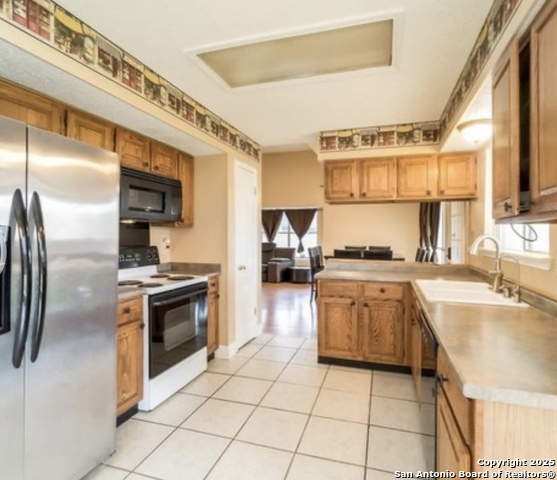 Image 5 of 15 For 15022 Baycliff