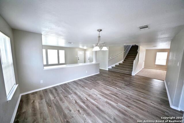 Image 13 of 50 For 6806 Elmwood Crest
