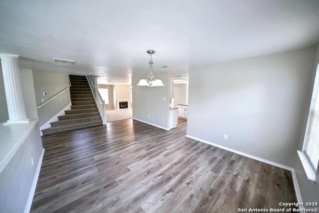 Image 14 of 50 For 6806 Elmwood Crest