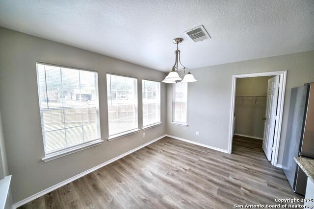 Image 26 of 50 For 6806 Elmwood Crest
