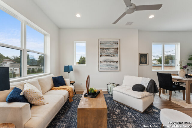 Image 11 of 23 For 1735 Gramercy W Unit