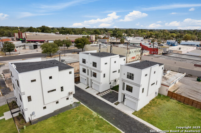 Image 23 of 23 For 1735 Gramercy W Unit