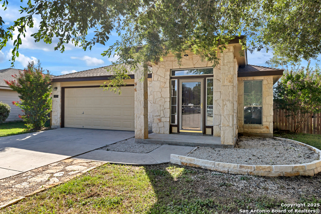 Listing photo id 1 for 603 Starling Creek