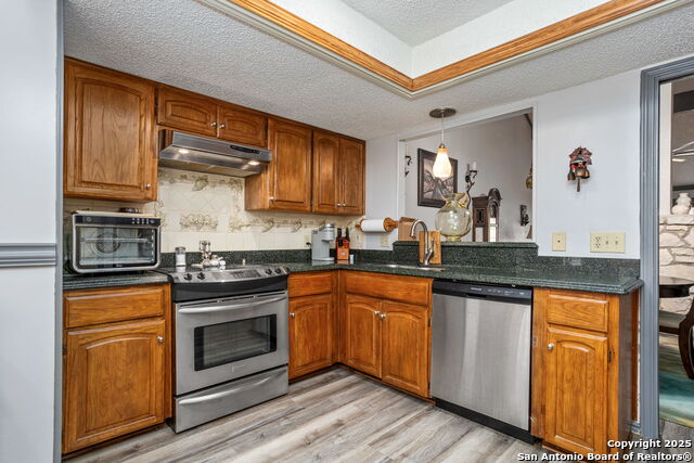 Image 7 of 16 For 17224 Beacon Woods  1503
