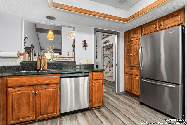 Image 8 of 16 For 17224 Beacon Woods  1503