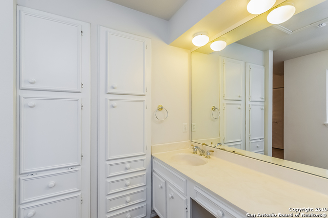 Listing photo id 12 for 7930 Roanoke Run 901