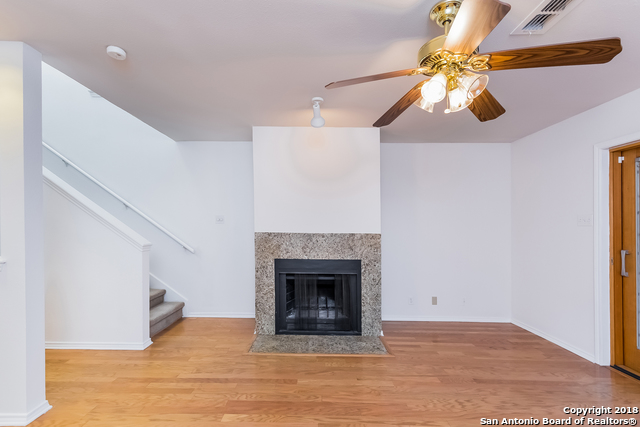 Listing photo id 1 for 7930 Roanoke Run 901
