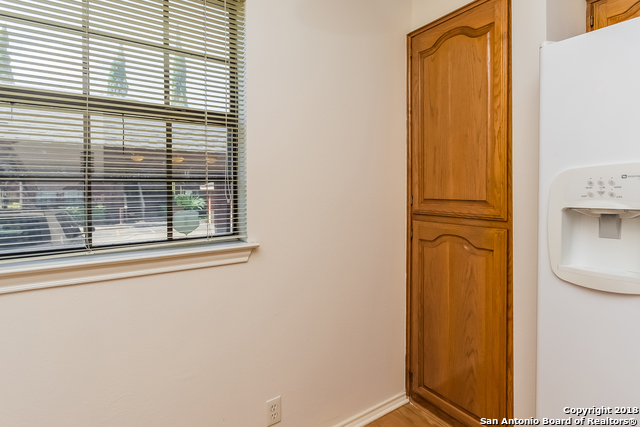 Listing photo id 6 for 7930 Roanoke Run 901