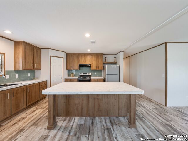 Image 11 of 44 For 2935 Fm 1333