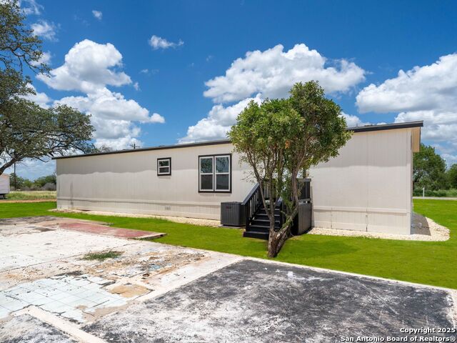 Image 36 of 44 For 2935 Fm 1333