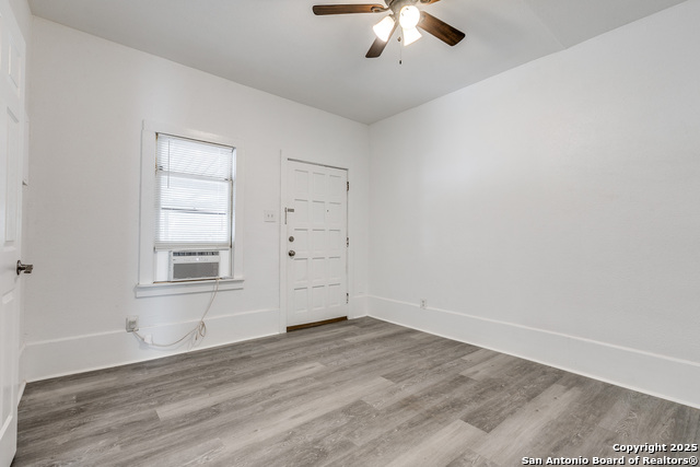 Image 11 of 25 For 631 Rochambeau