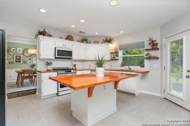 Image 9 of 29 For 10219 Coyote Hill