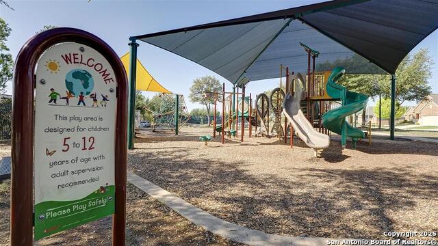 Image 13 of 17 For 12640 Cotorra Springs
