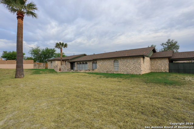 Details for 309 Meandering Way, Del Rio, TX 78840