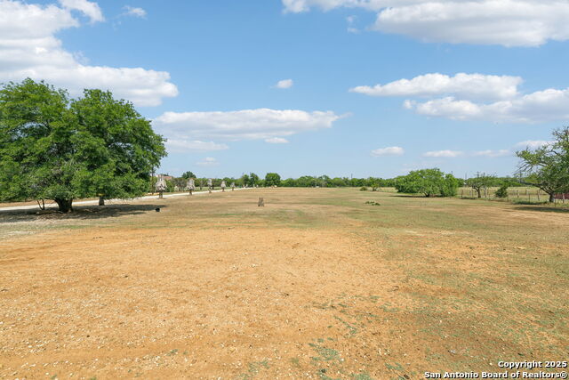 Listing photo id 30 for 2355 Stuart Rd