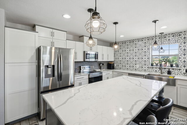 Listing photo id 6 for 2355 Stuart Rd