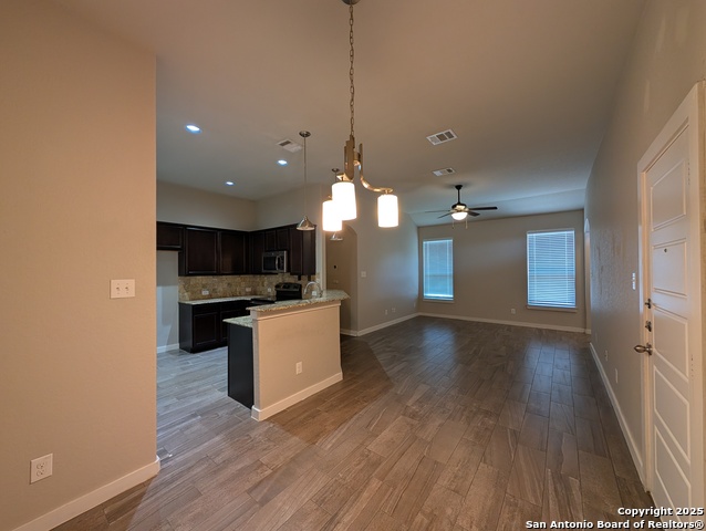 Image 7 of 26 For 1135 Creekside Orchard