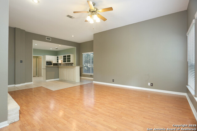Image 10 of 36 For 2647 Inwood Briar