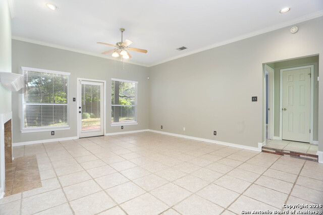 Image 7 of 36 For 2647 Inwood Briar